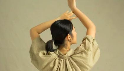 爱游戏体育APP下载-英超赛季间国际冬训营盈利能力评估，英超冬季转会窗口时间2021