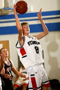 爱游戏娱乐-篮球运动员比赛中应激反应及心理调适方法，篮球比赛运动员注意事项