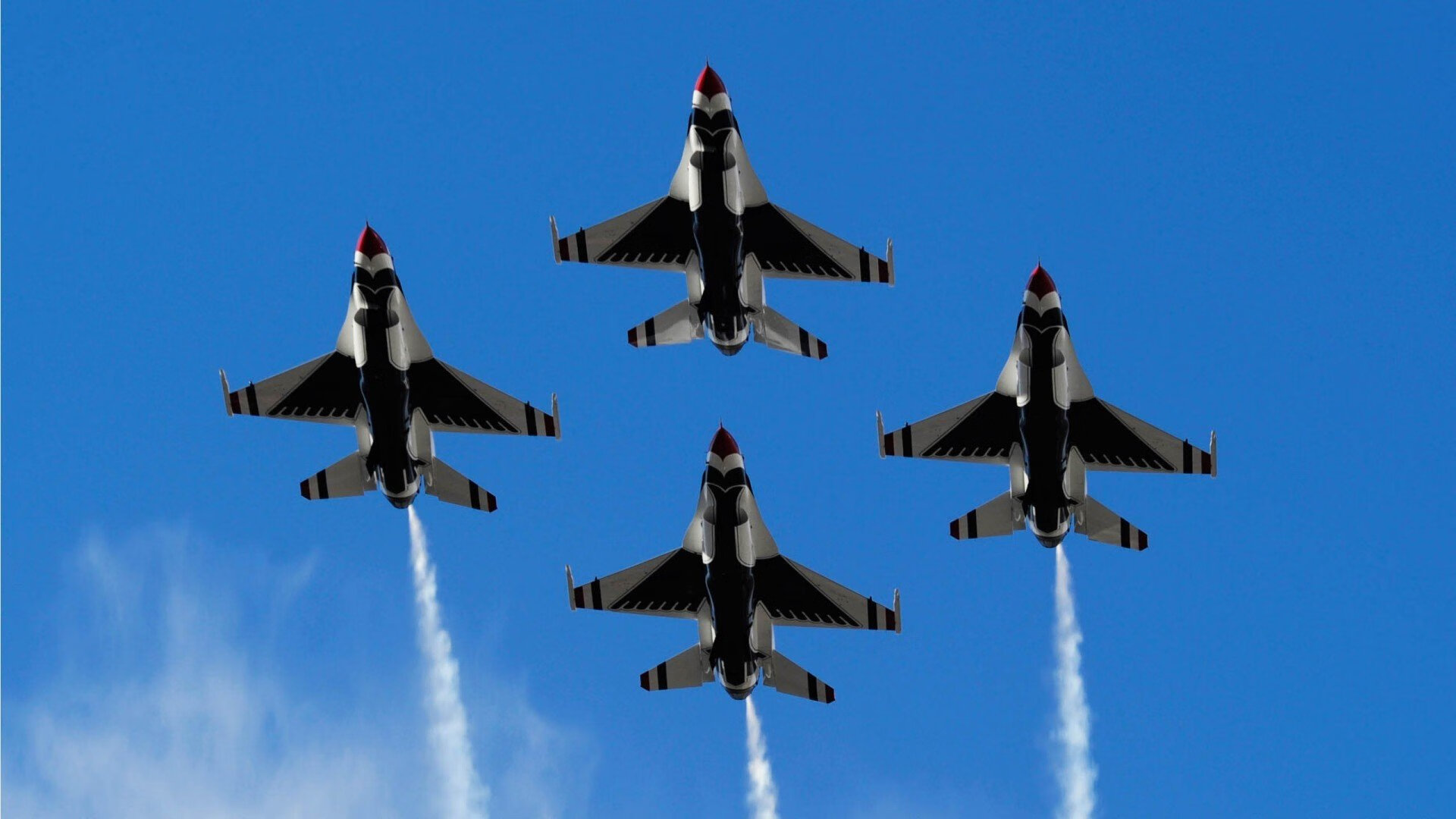 搏击训练营引入力量与耐力分项课程,搏击如何加强力量训练视频