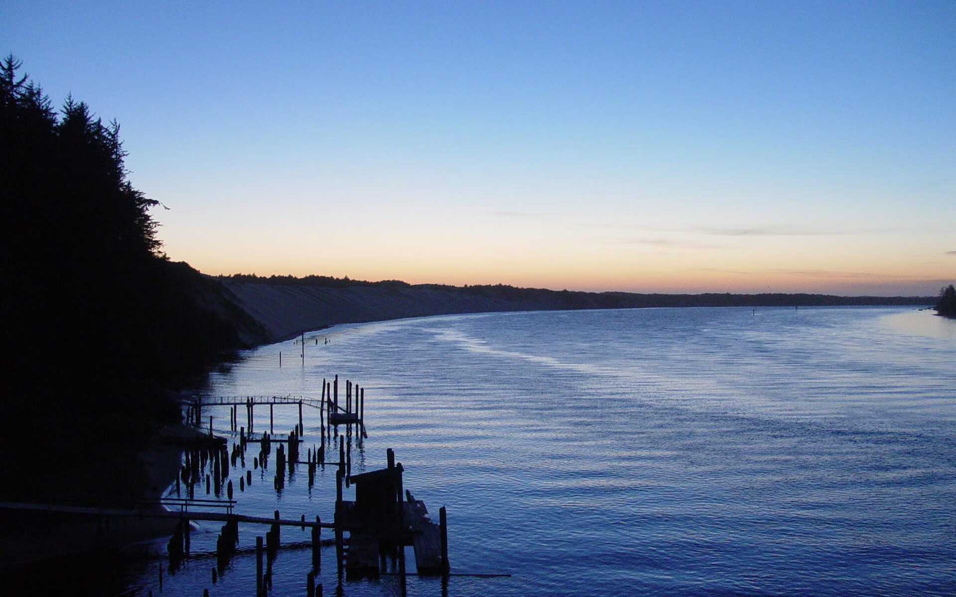 爱游戏app下载-英超劲旅争锋：一场场精彩激烈的争夺战，英超劲旅有哪些